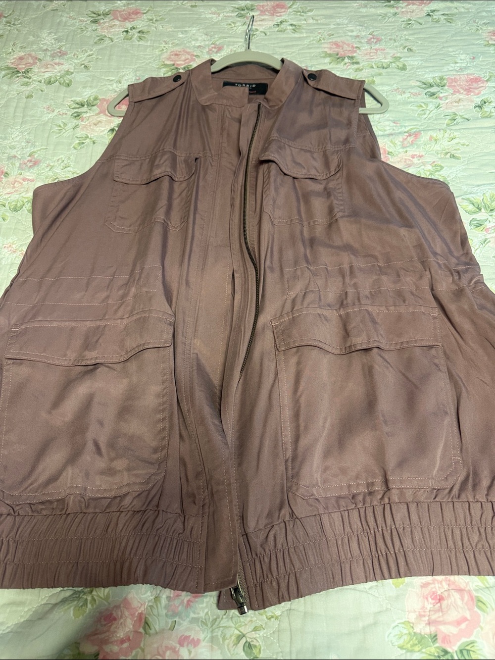 torrid dusty mauve utility vest with zipper